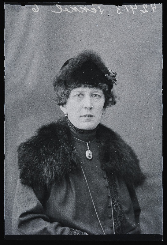 Tekkel.