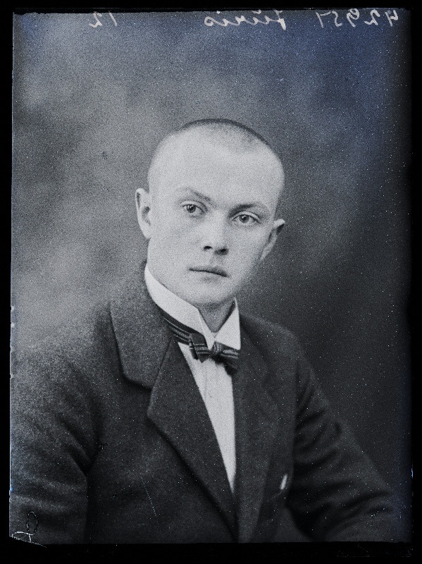 Jüris.