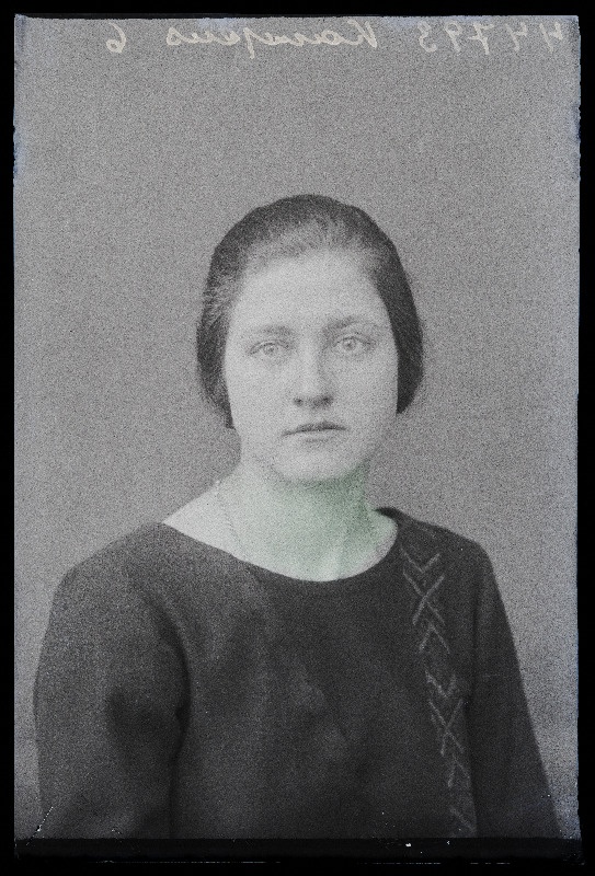 Marie Kampus, (Kolga-Jaani, Nigula talu).