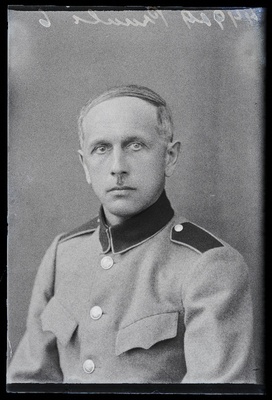 Politseinik Pruuli.  similar photo