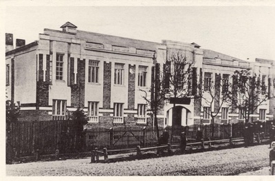 Valga. Tütarlaste Gümnaasium  duplicate photo