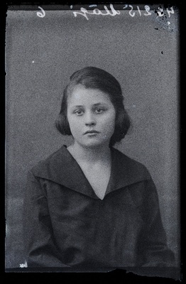 Alma Mägi.  duplicate photo