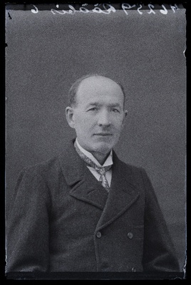 Hans Rääbis.  duplicate photo