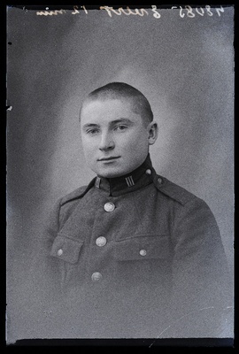 Sõjaväelane Evert.  duplicate photo