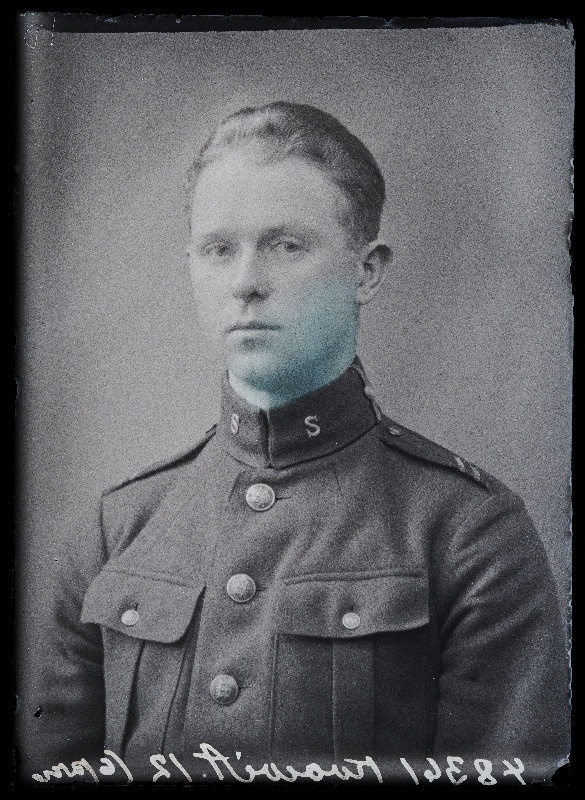Sõjaväelane Johannes Koovit.
