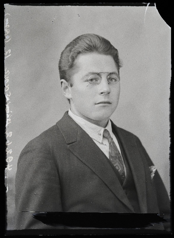 Artur Kivisaar.