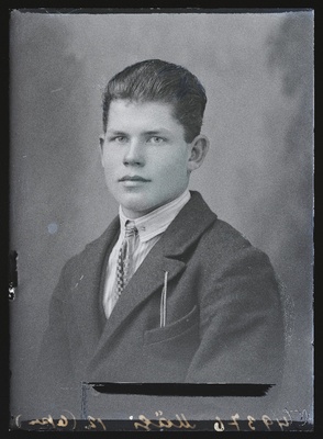 Arthur Mägi.  duplicate photo