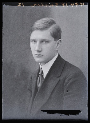 Seisler.  duplicate photo