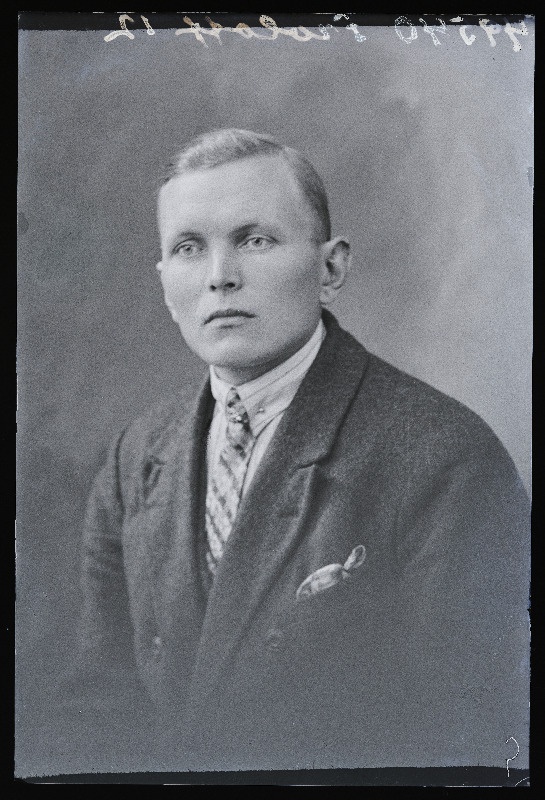 Aleksander Froloff (Frolov), (Ollepa postiagentuur, Pibari, Andrese talu).