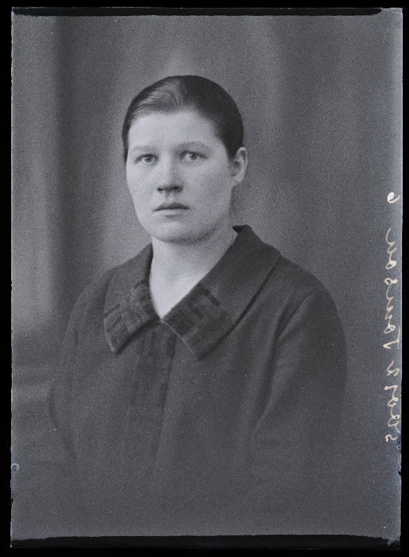 Elsa Tomson Õisust.