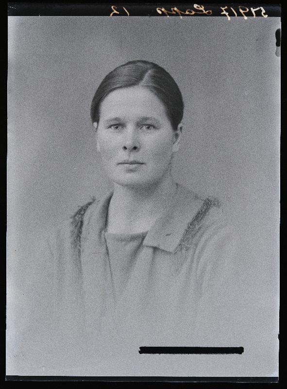 Emma Lapp.