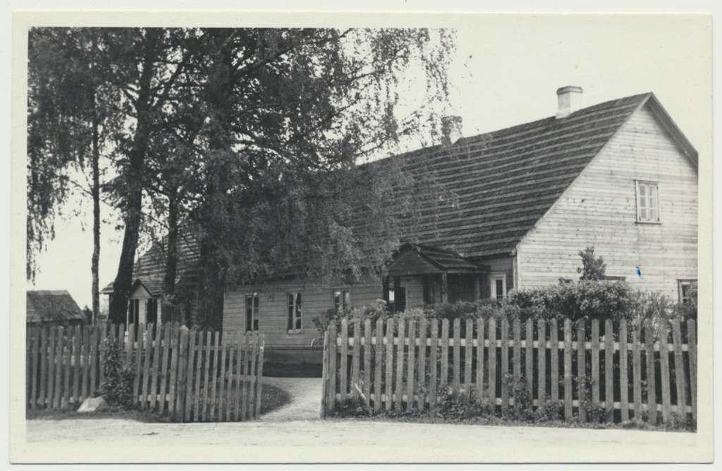 foto endine Tarvastu kihelkonna koolihoone 1954 F L.Vellema