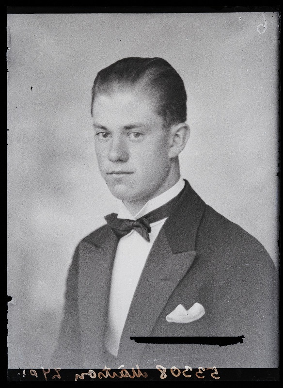 Märtson.