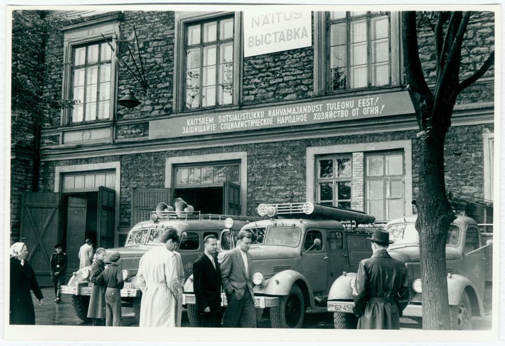 Tuletõrjenäitus Viru väljaku pritsimajas, 1959.a.