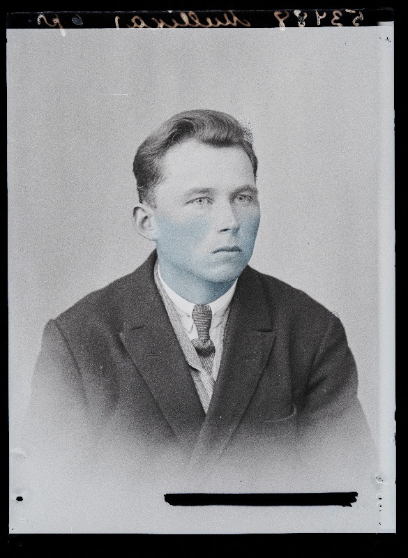 Oskar Mullikas, (Võhma Kabala, Arkma, Tohvre talu).