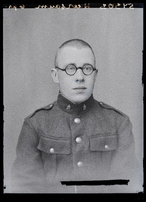 Sõjaväelane Veerbaum, Sakala Üksik Jalaväepataljoni I kompanii.  duplicate photo