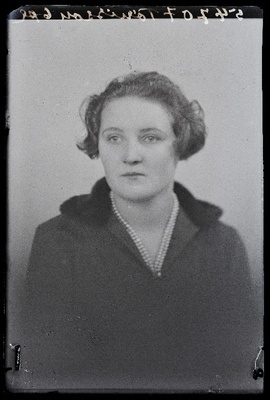 Tõnisson.  duplicate photo