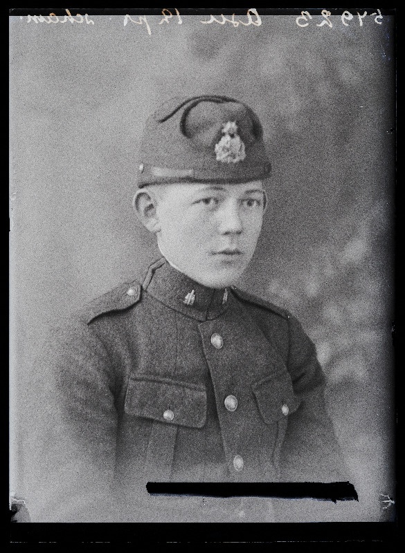 Ajateenija Asu, Sakala Üksik Jalaväepataljon.