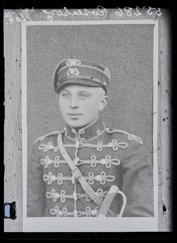 Ratsaväelase foto, (27.05.1930 fotokoopia, tellija Rosenberg).
