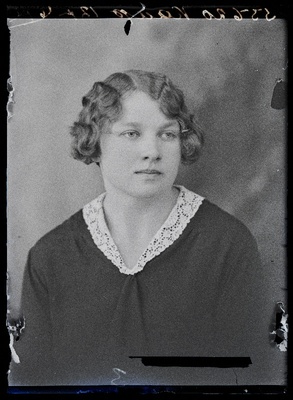 Marie Kaup, (Keava, Kehtna riigimõis).  duplicate photo