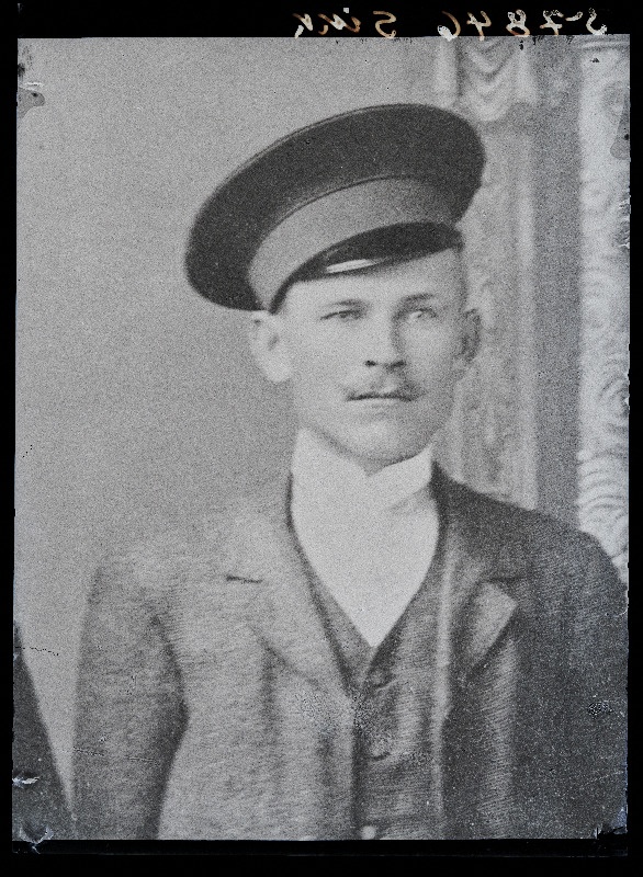 Mehe foto, (24.08.1931 fotokoopia, tellija Sikk).