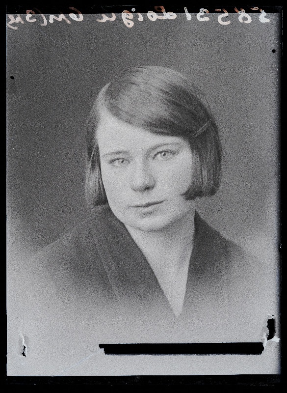 Annettte Loigu, (Tääksi).