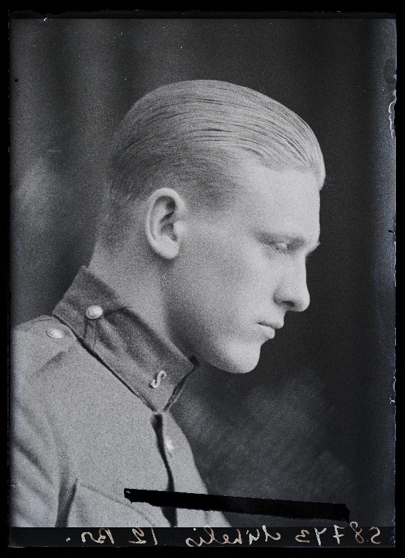 Sõjaväelane Michelis [Mihelis], Sidepataljon.