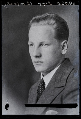 Sepp.  similar photo