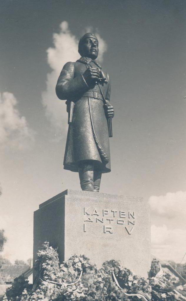 Viljandi, kapten Anton Irve mälestussammas