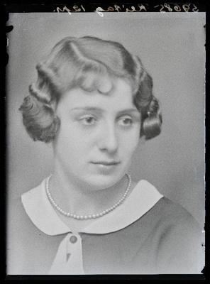 Reitag.  similar photo