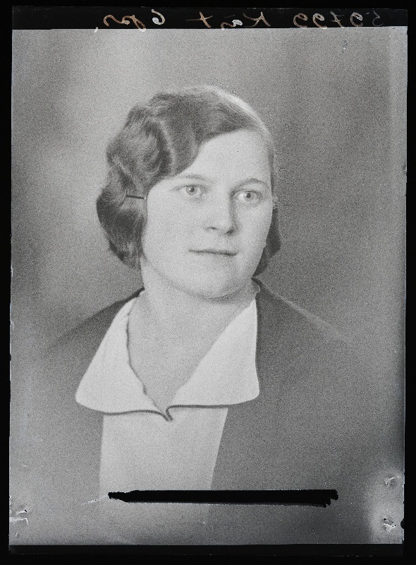 Elsa Kärt.