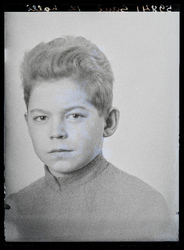 Koolipoiss Saul.