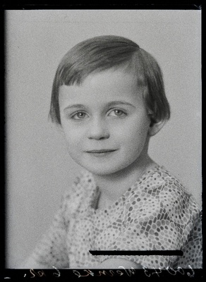Werncke tütar, (Dahli, üle Sindi).  duplicate photo