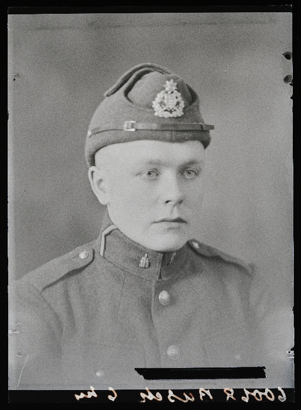 Sõjaväelane (ajateenija) Busch, Sakala Üksik Jalaväepataljon.