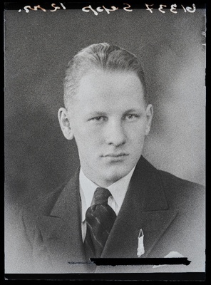 Sepp.  similar photo