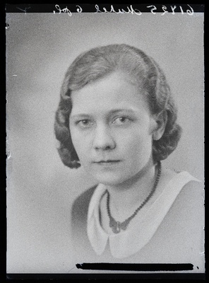Muhel.  similar photo
