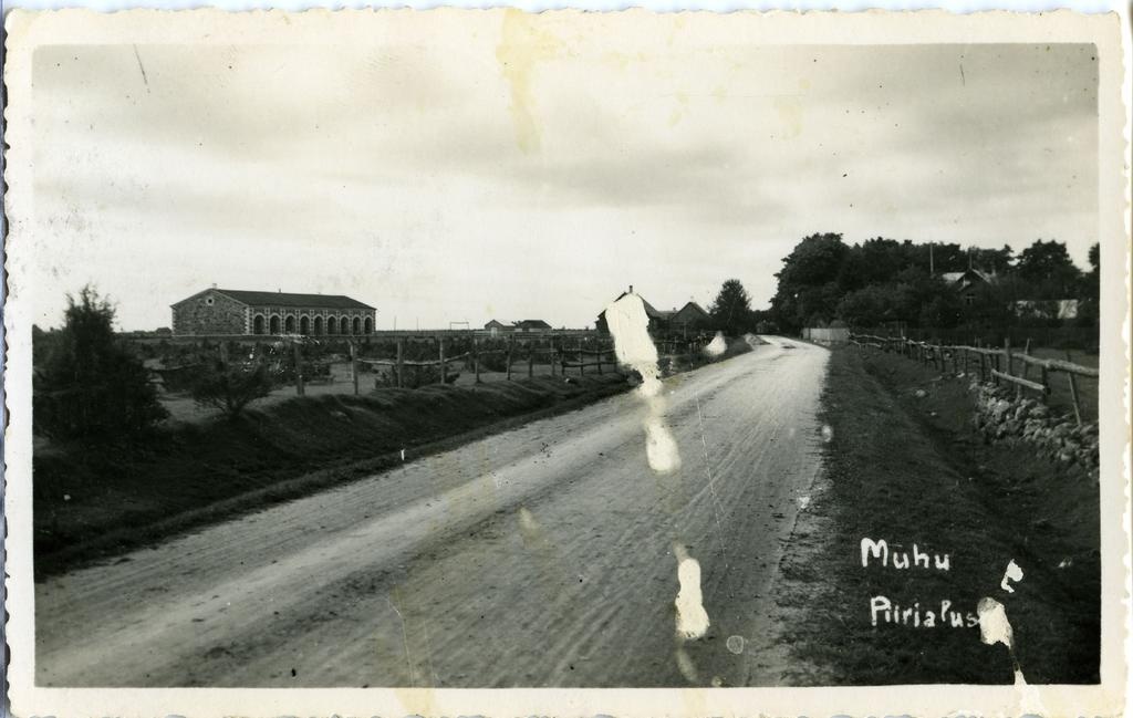 Piiri küla ja magasiait