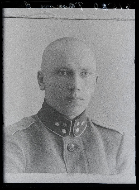 Sõjaväelane, ohvitser, (06.03.1934 fotokoopia, tellija Tamm).