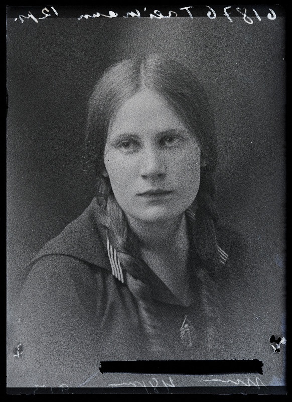 Viljandi Eesti Haridusseltsi Tütarlaste Gümnaasiumi abiturient Hilda Treilmann [Treilman].