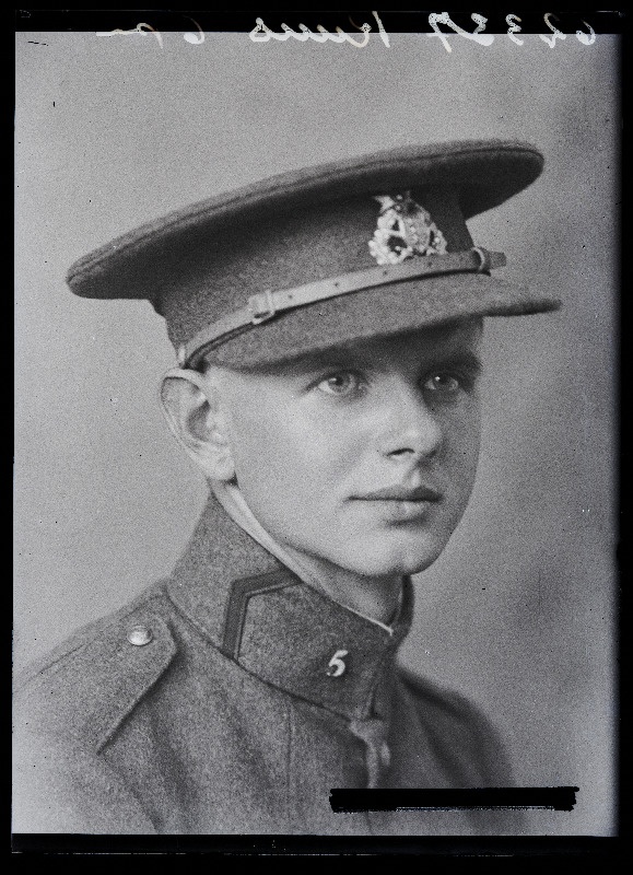 Sõjaväelane (ajateenija) [Paul] Kuus, 5. Suurtükiväegrupp.