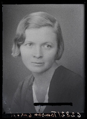 Tomson [Thomson].  similar photo