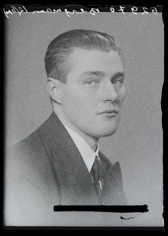 Ernst Bergmann.