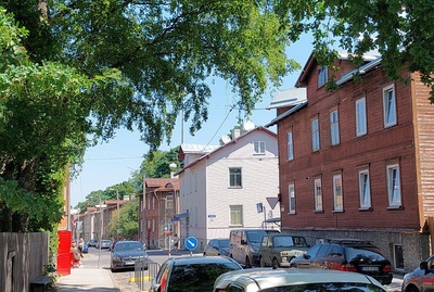 The corner of Salme and Tööstuse Street. rephoto