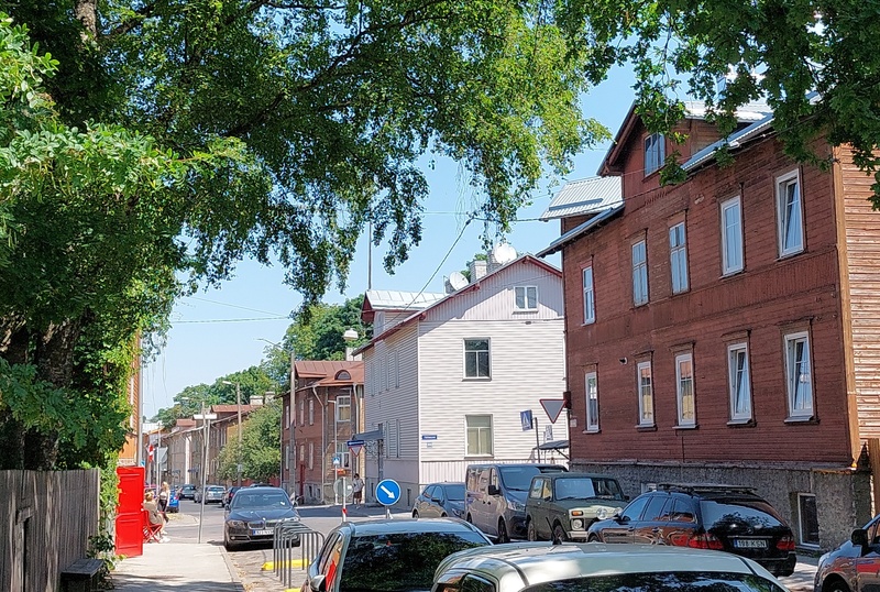 The corner of Salme and Tööstuse Street. rephoto