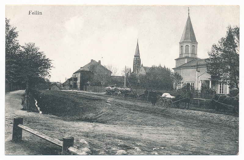 trükipostkaart albumis, Viljandi Vaksali tn algus, par. vene ja Pauluse kirik, hobupostijaam Klinke u 1910 kirjastaja E. Ring