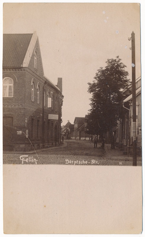 fotopostkaart albumis, Viljandi Tartu tn (Lossi ja Tallinna tn vahel) 1901, foto T. Parri