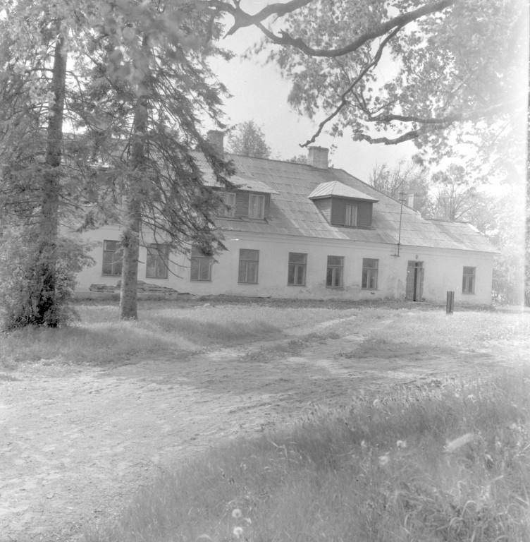 Former Võnnu Household School building Tartu county Võnnu vald Võnnu alevik