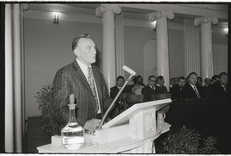 Tartu ülikooli arstiteaduskonna päev ülikooli aulas. 15. oktoober 1976. a.