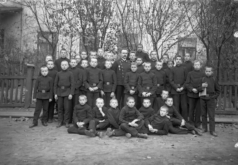 Tartu Aleksandri gümnaasiumi klassipilt