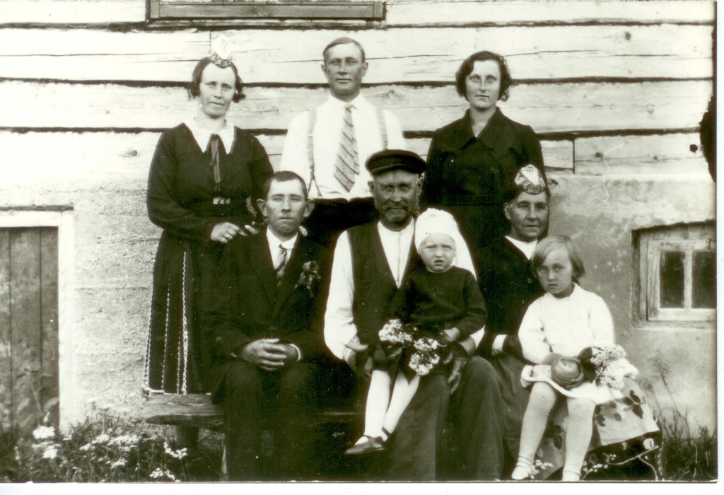 Kesse laiu Jaani - Aadu pere